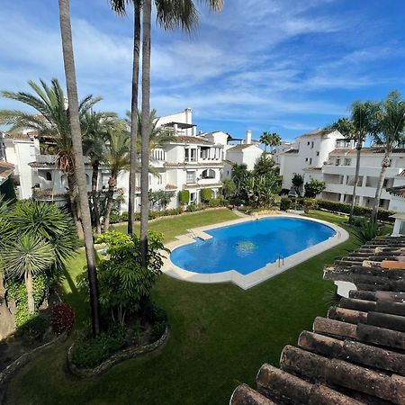 Apartamentos Naranjos Del Sol Marbella Buitenkant foto