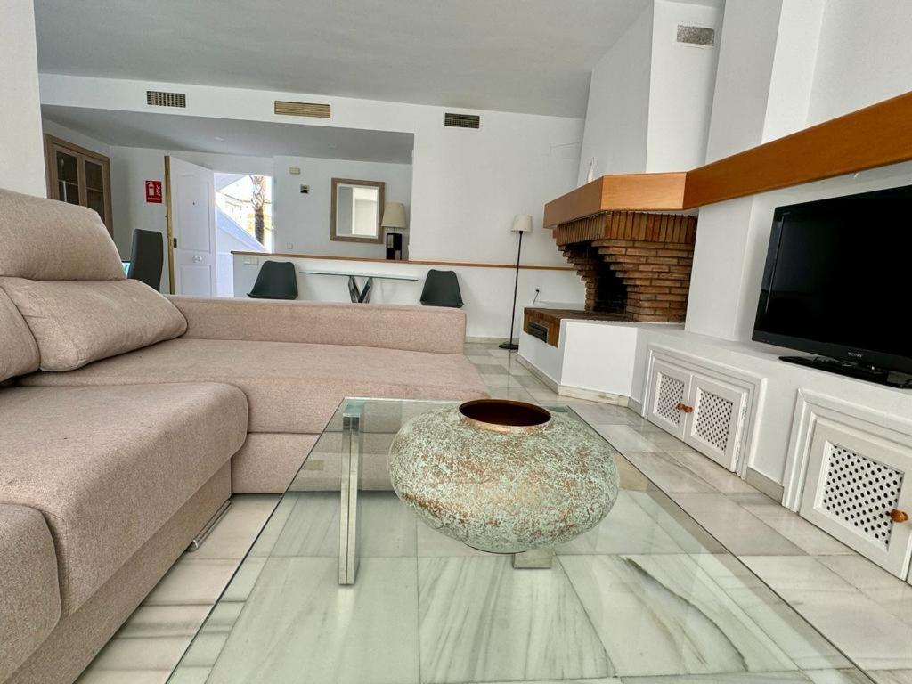 Apartamentos Naranjos Del Sol Marbella Buitenkant foto