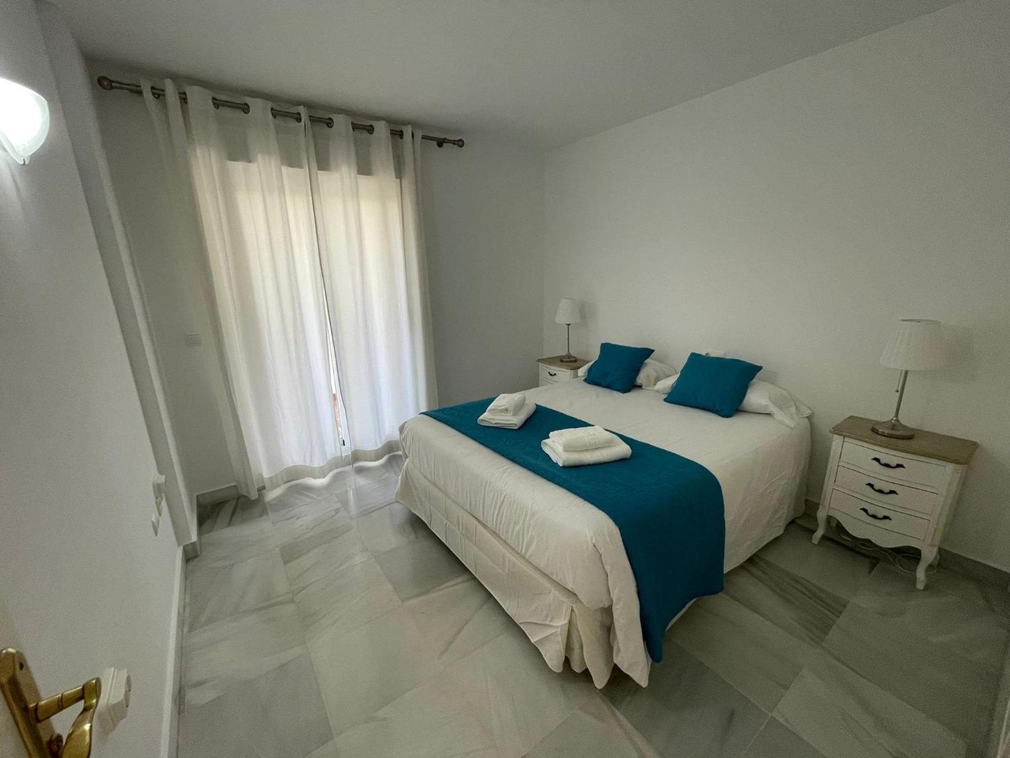 Apartamentos Naranjos Del Sol Marbella Buitenkant foto