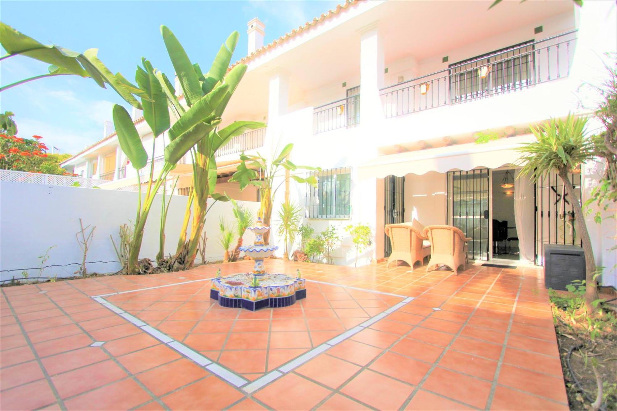 Apartamentos Naranjos Del Sol Marbella Buitenkant foto