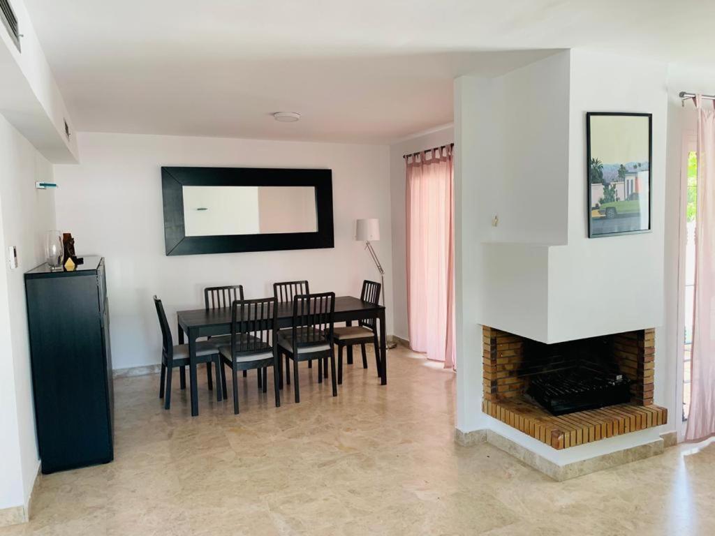 Apartamentos Naranjos Del Sol Marbella Buitenkant foto