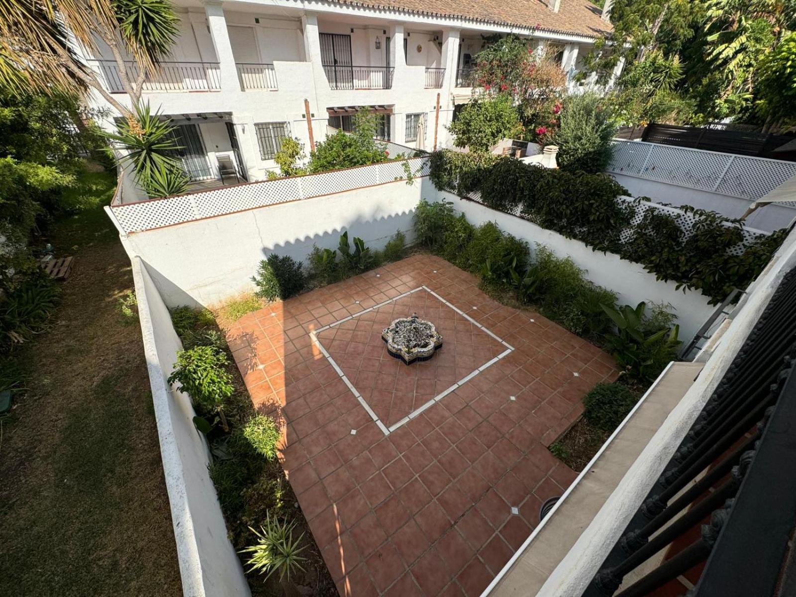 Apartamentos Naranjos Del Sol Marbella Buitenkant foto